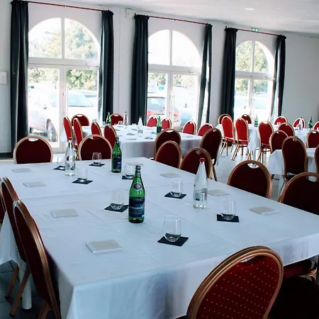 Restaurant Les Jasses De Camargue 3* جالارجو له مونتو